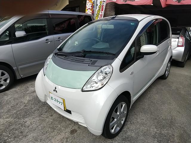 三菱 アイミーブ ベースグレード 本土車 ｅｖ実走行５５ｋｍ越え １００ｖ ２００ｖ充電器 ナビ ワンセグ ｅｔｃの中古車 車体価格47万円 10 平成22 年式 走行8 1万キロ 車体色ホワイトｉｉ 沖縄県中頭郡西原町小波津５２７ １ 株式会社 ｅ ステップの在庫 グー