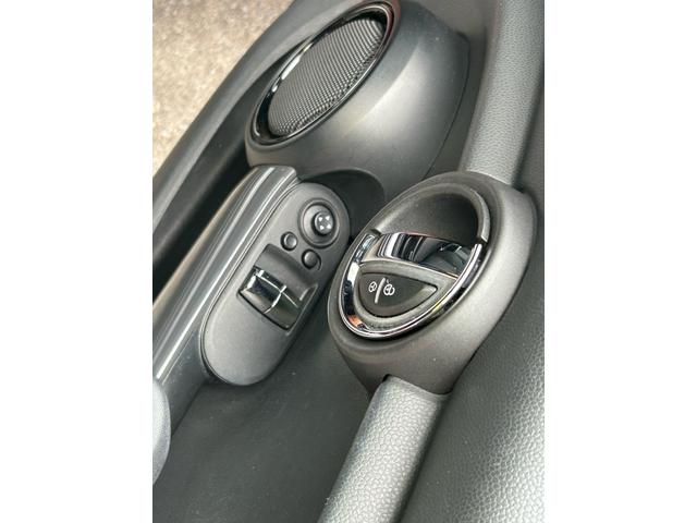 MINI クーパー 本土仕入れ車 走行4.9万km 禁煙車 ディーラー車(24枚目)