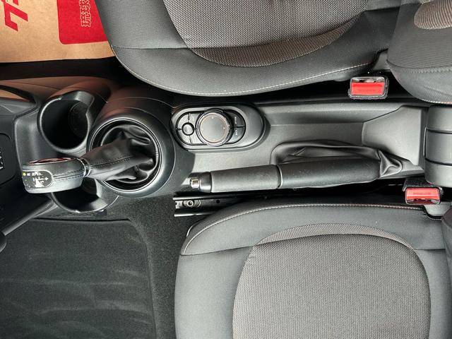 MINI クーパー 本土仕入れ車 走行4.9万km 禁煙車 ディーラー車(29枚目)