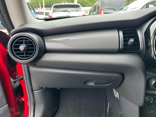 MINI クーパー 本土仕入れ車 走行4.9万km 禁煙車 ディーラー車(30枚目)