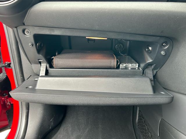 MINI クーパー 本土仕入れ車 走行4.9万km 禁煙車 ディーラー車(31枚目)