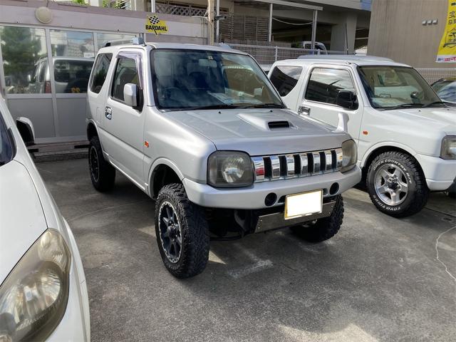 ジムニー ランドベンチャー　キーレス　５速マニュアル　４ＷＤ　ナビＴＶ　ＤＶＤ再生　アルミホイール　ターボ車（23枚目）