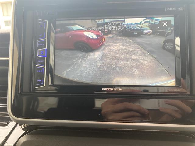 バックカメラ装備。駐車が苦手な方には欠かせません。
