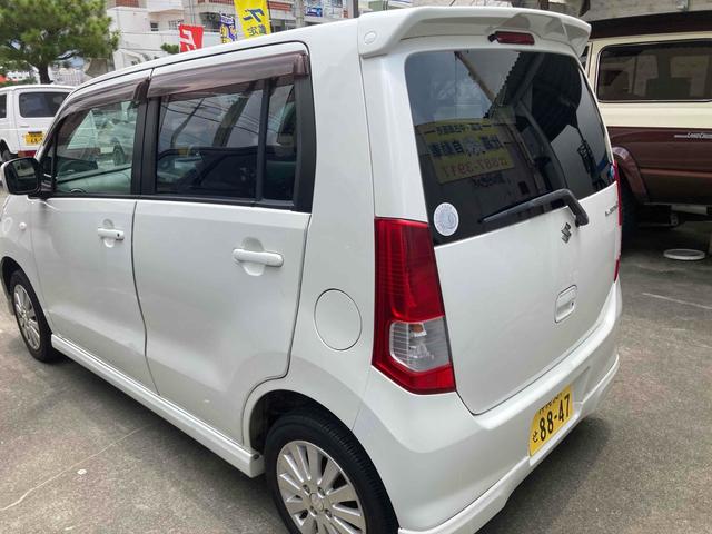 ワゴンＲ ＦＸリミテッド　４ＷＤ　スマートキー　電動格納ミラー　シートヒーター　ベンチシート　ＡＴ　盗難防止システム　ＣＤ　アルミホイール　衝突安全ボディ　エアコン　パワーステアリング　パワーウィンドウ（17枚目）