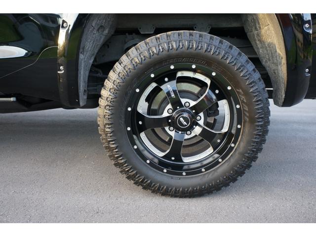 ダブルキャブ 8V 4WD トノカバー オートステップ 社外ナビ 前方カメラ キーレス 1ナンバー登録(20枚目)