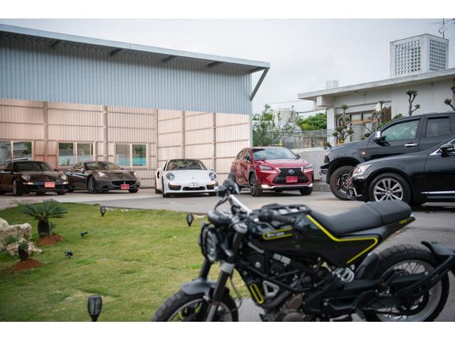 ダブルキャブ 8V 4WD トノカバー オートステップ 社外ナビ 前方カメラ キーレス 1ナンバー登録(52枚目)