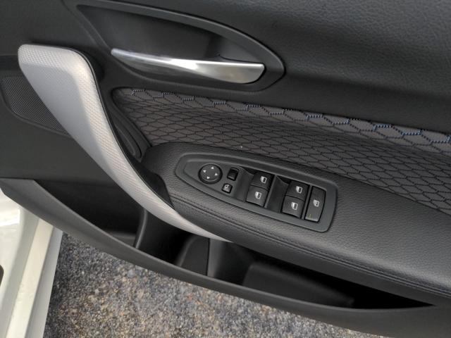 118d Mスポーツ ユーザー買取車 ワンオーナー 純正ナビ バックカメラ 18インチアルミホイール ETC(18枚目)