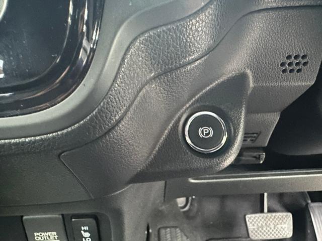 Ｎ－ＢＯＸスラッシュ Ｘ　プッシュスタート＆スマートキー・オートクーロズウインカー付き電動格納ミラー。クルーズコントロール・フルセグナビバックカメラ付き・ブルートゥース・ワイヤレスモバイル充電器・オディオピュアサウンドブース（7枚目）