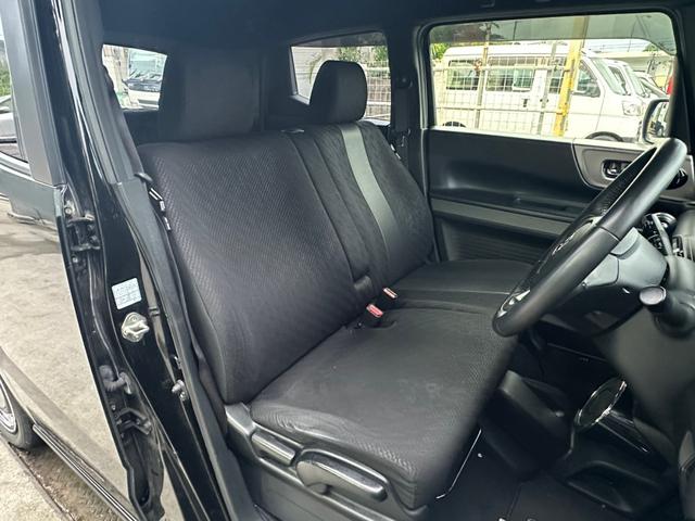 Ｎ－ＢＯＸスラッシュ Ｘ　プッシュスタート＆スマートキー・オートクーロズウインカー付き電動格納ミラー。クルーズコントロール・フルセグナビバックカメラ付き・ブルートゥース・ワイヤレスモバイル充電器・オディオピュアサウンドブース（12枚目）