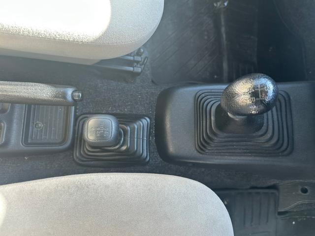 パジェロミニ VR 4WDターボ・5MT・リフトアップ・禁煙車・キーレス(5枚目)
