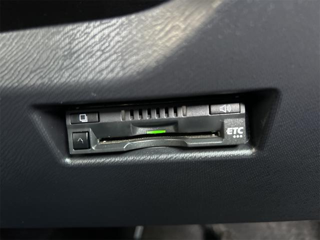 アクア Sスタイルブラック SDナビ バックモニター 全方位モニター 前後ドライブレコーダー ブルートゥースオーディオ ETC トヨタセーフティーセンス 車線逸脱警報 コーナーセンサー(16枚目)