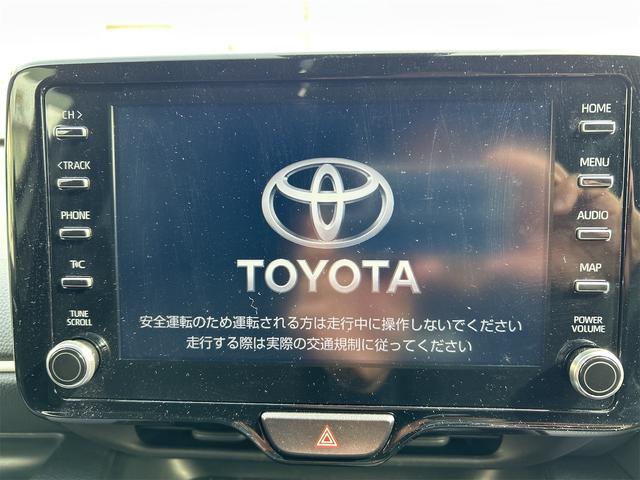 ヤリス ハイブリッドＺ　９インチオーディオ　バックモニター　純正エアロ　ブルートゥースオーディオ　ＥＴＣ　ＵＳＢ　トヨタセーフティーセンス　車線逸脱警報　１５インチアルミホイル　コーナーセンサー（6枚目）