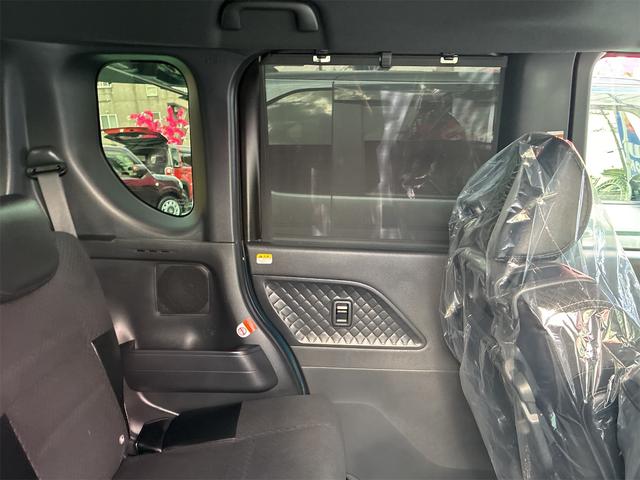 今なら【オンライン来店予約】にて来店後購入してくれたお客様へ購入した車輌への装備オプションを最大１０，０００円プレゼント致します♪