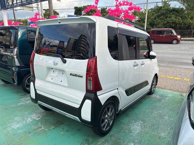 青い看板が目印です。グーネット沖縄より無料通話あります。００７８－６０４５－６６１０