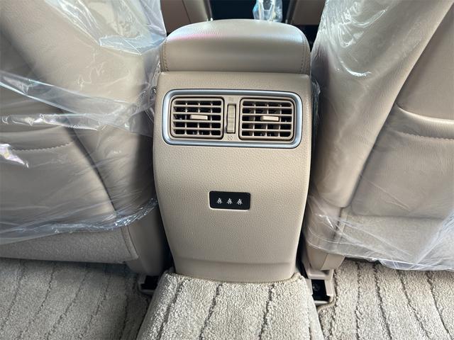 経験豊富なスタッフがいますので、車の事やパーツ、お支払に関してもなんでも親身になってご相談に乗ります！