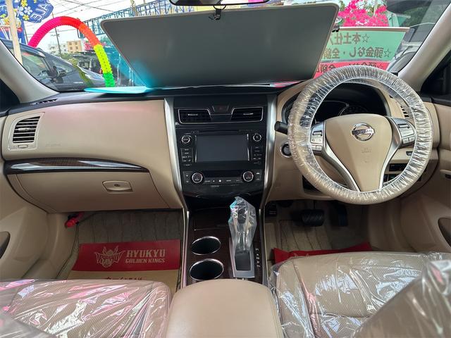 殆どの車にアルミ、エアロ、ナビなど、装備多数をお付けしております。一台一台自信の車のなので是非一度ご来店またはお問合せ下さい！