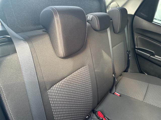 全車高品質を重視した本土仕入れとなっています。本土仕入れだから安心！また徹底的に整備を行っていますので一台一台自信をもってお客様にご提供させて頂きます。