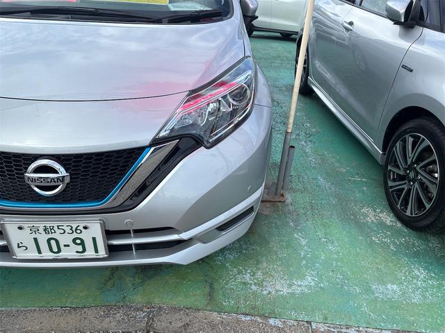 今なら【オンライン来店予約】にて来店後購入してくれたお客様へ購入した車輌への装備オプションを最大１０，０００円プレゼント致します♪