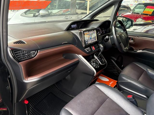 エスクァイア Gi ナビ TV DVD Bluetooth バックカメラ 両側電動スライドドア 衝突軽減ブレーキ(11枚目)