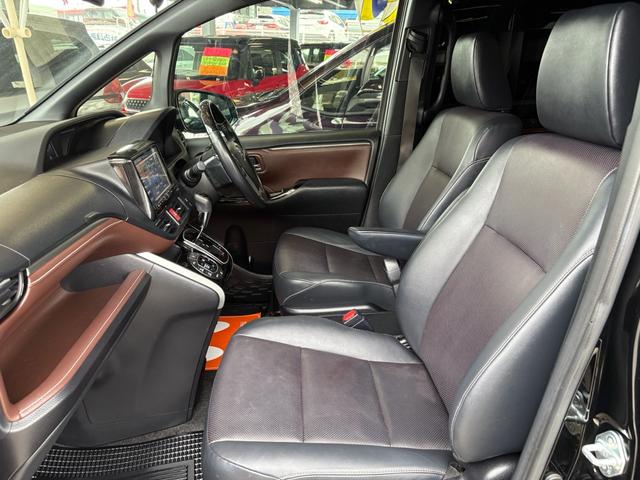 エスクァイア Gi ナビ TV DVD Bluetooth バックカメラ 両側電動スライドドア 衝突軽減ブレーキ(12枚目)