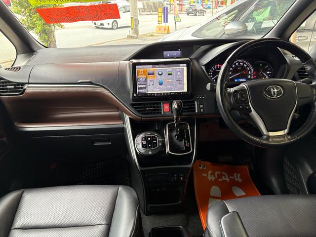 エスクァイア Gi ナビ TV DVD Bluetooth バックカメラ 両側電動スライドドア 衝突軽減ブレーキ(13枚目)