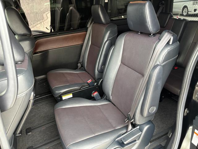 エスクァイア Gi ナビ TV DVD Bluetooth バックカメラ 両側電動スライドドア 衝突軽減ブレーキ(27枚目)