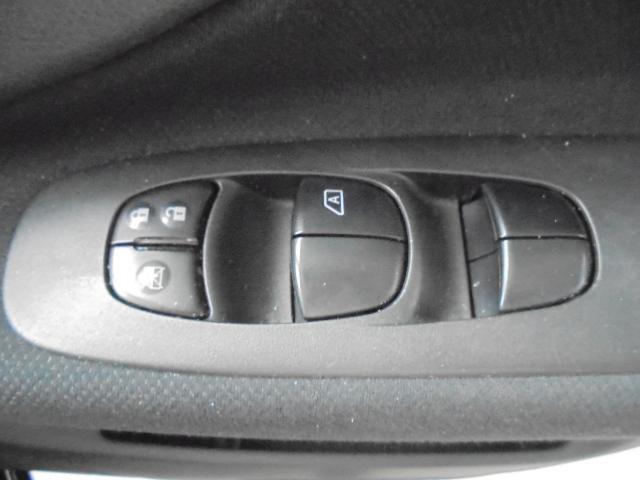 セレナ ハイウェイスター S-ハイブリッド ワンオーナー 純正ナビ Bluetooth フリップダウンモニター バックカメラ 左側パワースライドドア(19枚目)