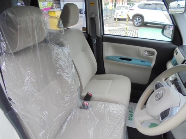 ムーヴキャンバス Ｘメイクアップリミテッド　ＳＡＩＩＩ　ワンオーナー　純正ナビ　全方位モニター　フルセグＴＶ　Ｂｌｕｅｔｏｏｔｈ　両側パワースライドドア　衝突被害軽減ブレーキ（14枚目）