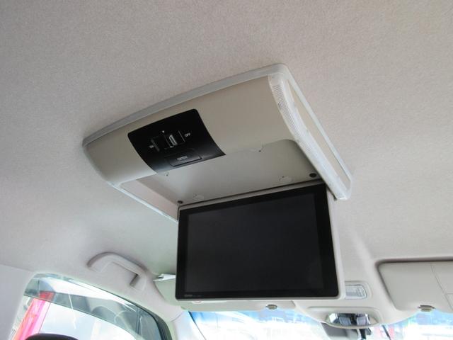 フリードハイブリッド ハイブリッド・ＥＸ　ホンダセンシング　６人乗り　スマートキー　ＰＵＳＨスタート　両側パワースライドドア　純正９ｉｎｃメモリーナビ　後席用フリップダウンモニター　フルセグＴＶ　バックカメラ　スマホ接続対応（12枚目）