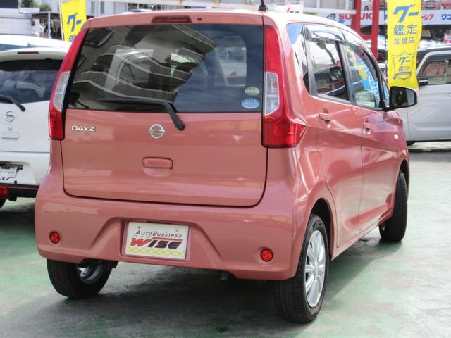 ＡＣ☆ＰＳ☆ＰＷ☆Ｗエアバッグ☆ＡＢＳ☆キーレスエントリー☆電動格納Ｄｒミラー☆プライバシーガラス☆サイドバイザー☆社外１４ＡＷ☆社外ＣＤ＆ＵＳＢ＆ＡＵＸ対応デッキ