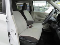 �����ȥ�ե��������󥿡�������쥹���դ��ƣ�٥�������ȡ������إ���⾯�ʤ����쥤�ʾ��֤򥭡��פ��Ƥ��ޤ��� 5