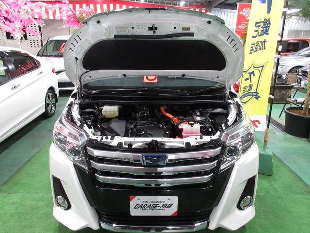 本土ディーラー下取り車の、走行多めですが新車時より本土モビリティ愛知ディーラーにて令和５年１２月１３日に車検を受けておられ、禁煙車のインテリアもほとんど１人で乗っていたかと・・・
