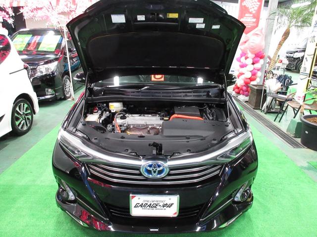 本州より入荷しておりますので、沖縄県で使用されていた車両と違いエンジンルームもサビ等ほとんどなくピカピカですよ！