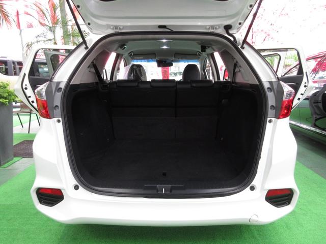 シャトル ハイブリッドＺ　・ナビ＆フルセグ・ＬＥＤライト・バックカメラ・ハーフレザー・エアロＶｒ禁煙車（31枚目）