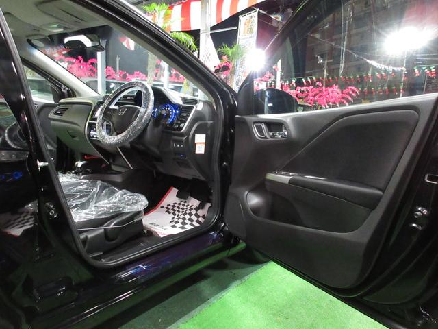 グレイス ハイブリッドＥＸ　・純正ナビ＆フルセグ・ＬＥＤライト・バックカメラ・ハーフレザー・エアロＶｒ禁煙車・屋根下保管車の実走１０，０８０ｋｍ！（8枚目）