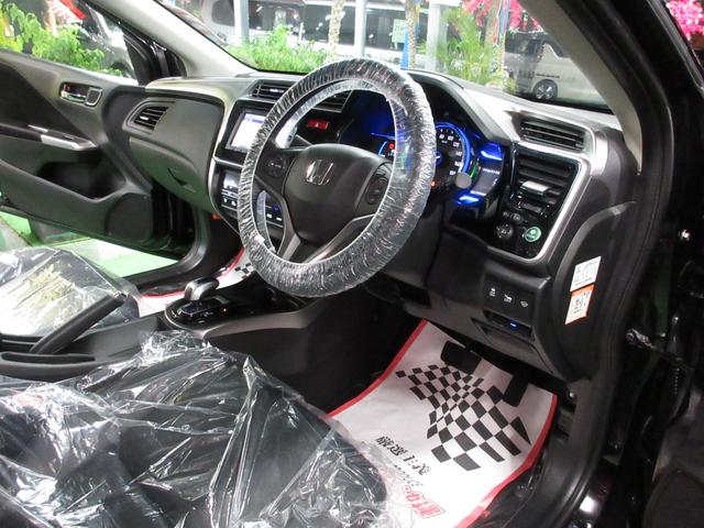 グレイス ハイブリッドＥＸ　・純正ナビ＆フルセグ・ＬＥＤライト・バックカメラ・ハーフレザー・エアロＶｒ禁煙車・屋根下保管車の実走１０，０８０ｋｍ！（12枚目）