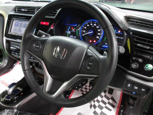 グレイス ハイブリッドＥＸ　・純正ナビ＆フルセグ・ＬＥＤライト・バックカメラ・ハーフレザー・エアロＶｒ禁煙車・屋根下保管車の実走１０，０８０ｋｍ！（16枚目）
