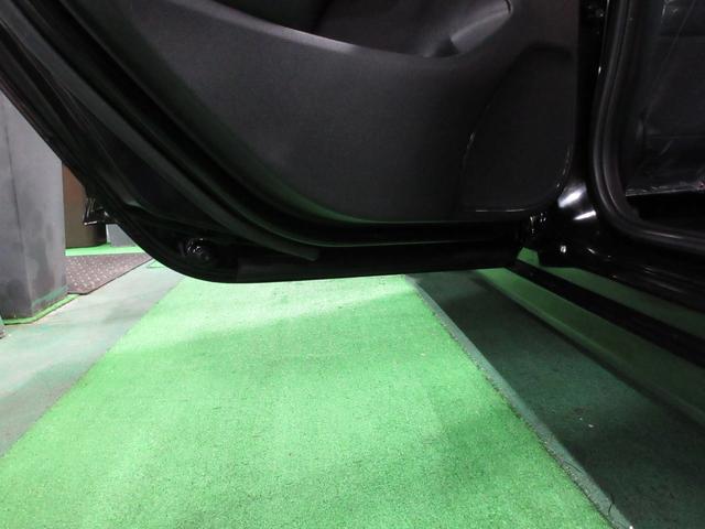 グレイス ハイブリッドＥＸ　・純正ナビ＆フルセグ・ＬＥＤライト・バックカメラ・ハーフレザー・エアロＶｒ禁煙車・屋根下保管車の実走１０，０８０ｋｍ！（41枚目）