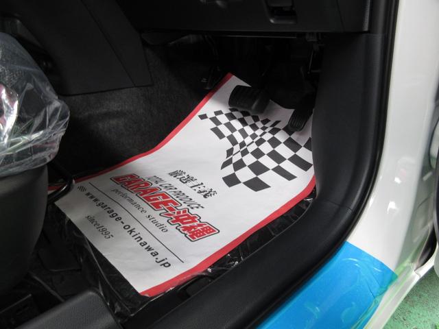 シエンタ ハイブリッドＺ　・ナビ＆Ｂｌｕｅｔｏｏｔｈ・ＬＥＤライト・バックカメラ・ツインパワードア　実走９，０４０ｋｍの屋根下保管車！（13枚目）
