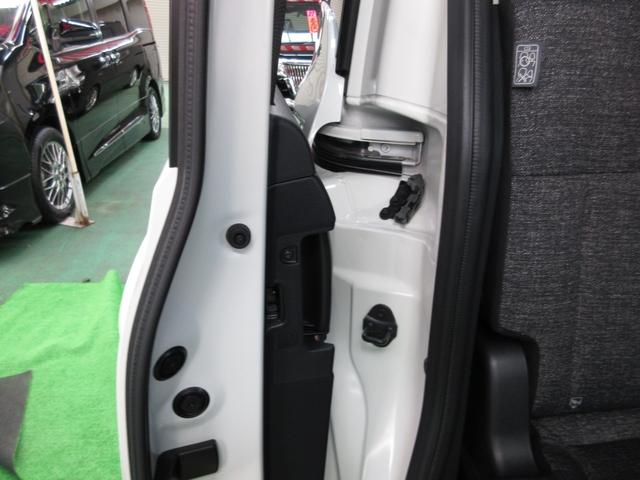 シエンタ ハイブリッドＺ　・ナビ＆Ｂｌｕｅｔｏｏｔｈ・ＬＥＤライト・バックカメラ・ツインパワードア　実走９，０４０ｋｍの屋根下保管車！（23枚目）