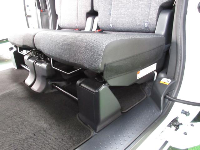 シエンタ ハイブリッドＺ　・ナビ＆Ｂｌｕｅｔｏｏｔｈ・ＬＥＤライト・バックカメラ・ツインパワードア　実走９，０４０ｋｍの屋根下保管車！（35枚目）