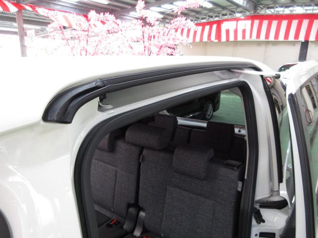 シエンタ ハイブリッドＺ　・ナビ＆Ｂｌｕｅｔｏｏｔｈ・ＬＥＤライト・バックカメラ・ツインパワードア　実走９，０４０ｋｍの屋根下保管車！（38枚目）