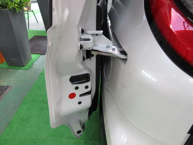 シエンタ ハイブリッドＺ　・ナビ＆Ｂｌｕｅｔｏｏｔｈ・ＬＥＤライト・バックカメラ・ツインパワードア　実走９，０４０ｋｍの屋根下保管車！（46枚目）