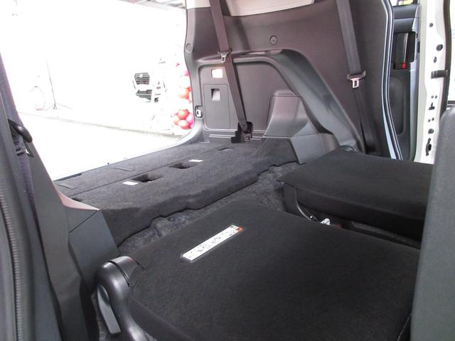 シエンタ ハイブリッドＺ　・ナビ＆Ｂｌｕｅｔｏｏｔｈ・ＬＥＤライト・バックカメラ・ツインパワードア　実走９，０４０ｋｍの屋根下保管車！（59枚目）