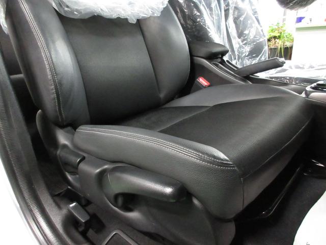 グレイス ハイブリッドEX ・純正ナビ&フルセグ・LEDライト・バックカメラ・ハーフレザー・前後ドラレコVr禁煙車の実走42,440km(16枚目)