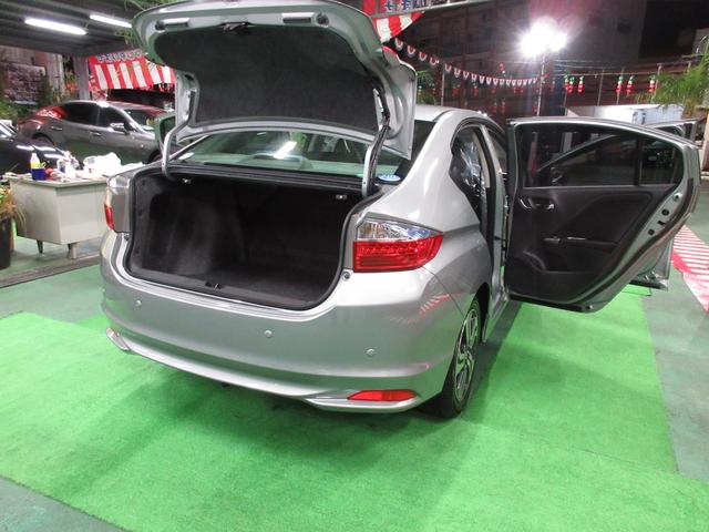 グレイス ハイブリッドEX ・純正ナビ&フルセグ・LEDライト・バックカメラ・ハーフレザー・前後ドラレコVr禁煙車の実走42,440km(28枚目)