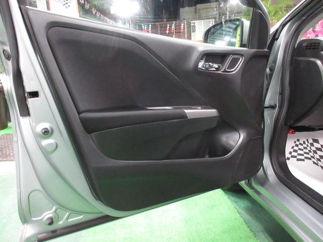 グレイス ハイブリッドEX ・純正ナビ&フルセグ・LEDライト・バックカメラ・ハーフレザー・前後ドラレコVr禁煙車の実走42,440km(34枚目)