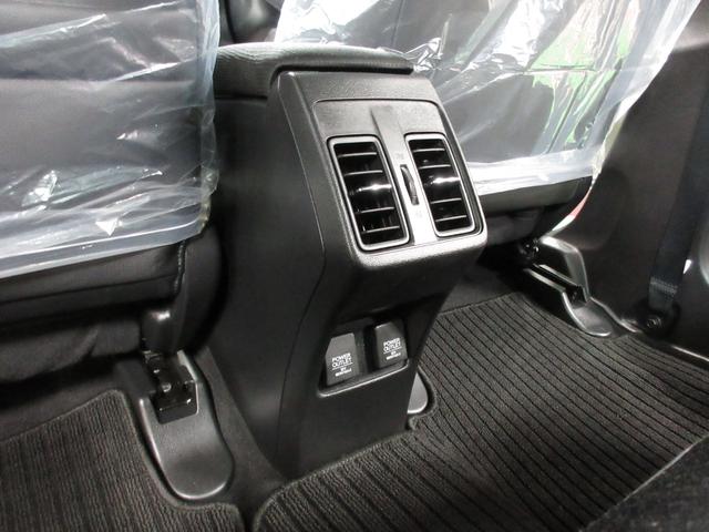 グレイス ハイブリッドEX ・純正ナビ&フルセグ・LEDライト・バックカメラ・ハーフレザー・前後ドラレコVr禁煙車の実走42,440km(52枚目)