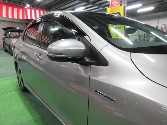 グレイス ハイブリッドEX ・純正ナビ&フルセグ・LEDライト・バックカメラ・ハーフレザー・前後ドラレコVr禁煙車の実走42,440km(57枚目)