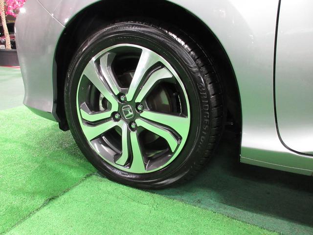 グレイス ハイブリッドEX ・純正ナビ&フルセグ・LEDライト・バックカメラ・ハーフレザー・前後ドラレコVr禁煙車の実走42,440km(72枚目)